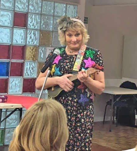 New Year party with entertainment from Ukelele Lady Gabriela La Foley